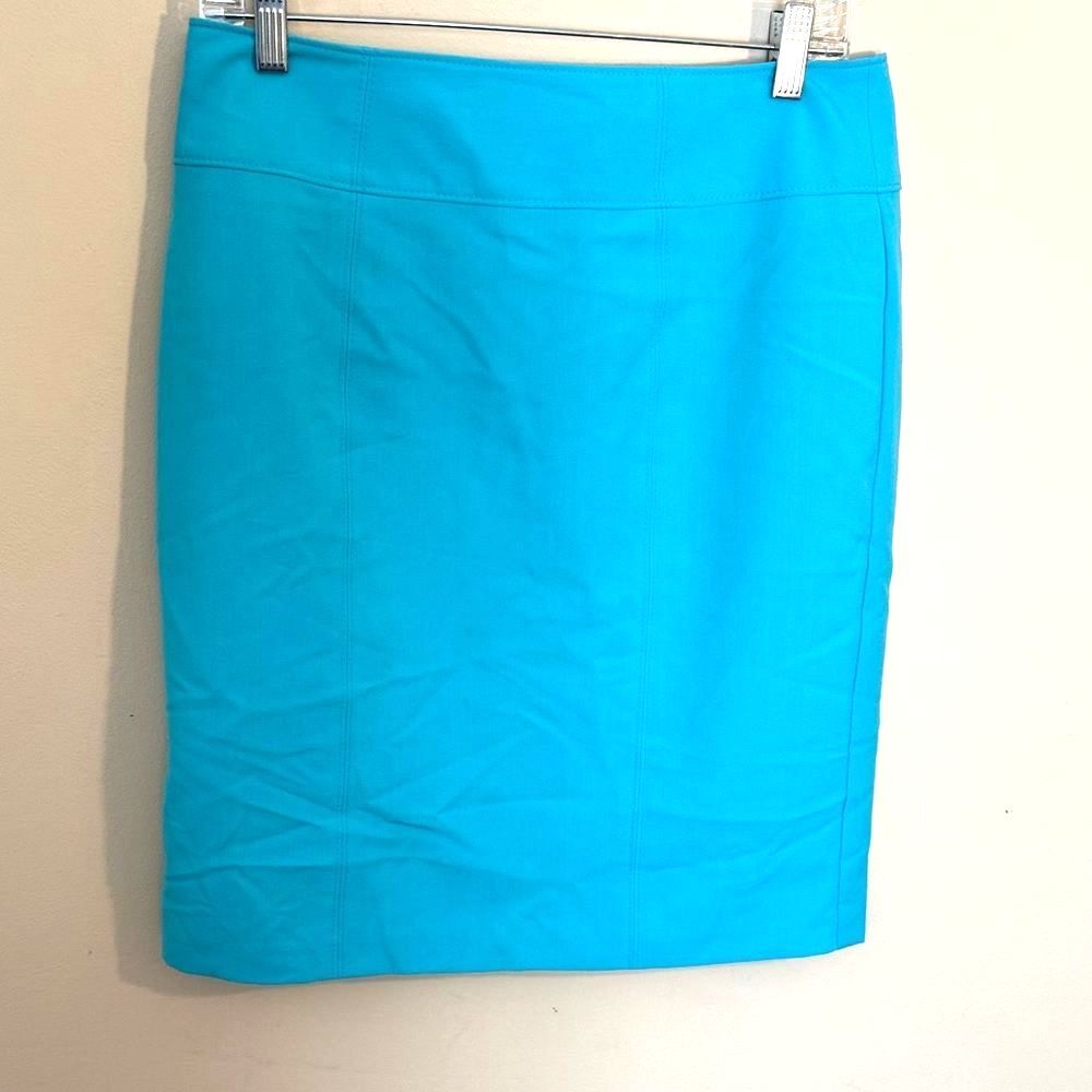 Worthington turquoise Tiffany Blue Pencil Skirt size 10 stretch Knee Length